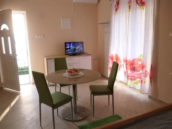 Apartmán Severní Dalmácie - Starigrad Paklenica DA 7709 N2