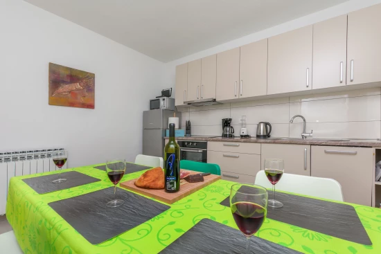 Apartmán Střední Dalmácie - Omiš DA 7722 N1