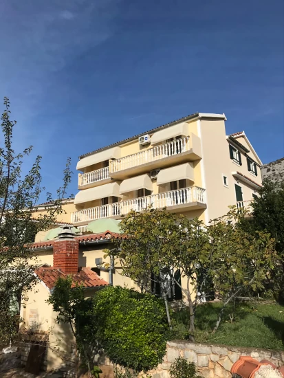 Apartmán Severní Dalmácie - Starigrad Paklenica DA 7727 N2