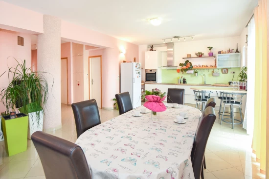 Apartmán Střední Dalmácie - Kaštela DA 7747 N1