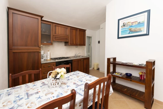 Apartmán Střední Dalmácie - Vinišće DA 7758 N1