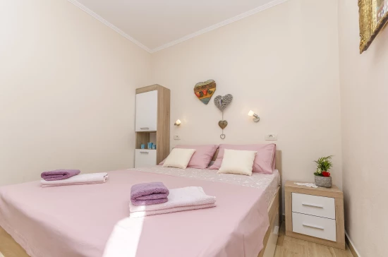 Apartmán Severní Dalmácie - Tribunj (Vodice) DA 7766 N1