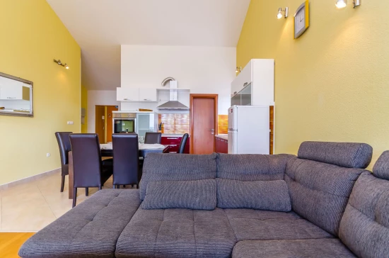 Apartmán Střední Dalmácie - Okrug Gornji DA 7776 N2