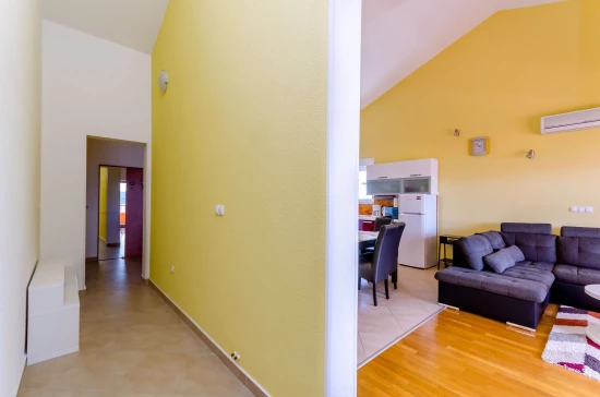 Apartmán Střední Dalmácie - Okrug Gornji DA 7776 N2