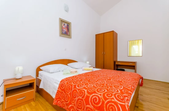 Apartmán Střední Dalmácie - Okrug Gornji DA 7776 N2