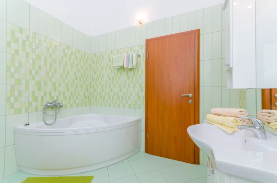 Apartmán Střední Dalmácie - Okrug Gornji DA 7776 N2