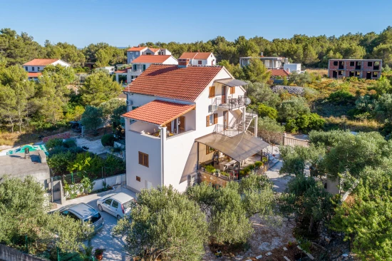 Apartmán Ostrov Brač - Milna (Hvar) OS 9830 N1