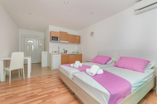 Apartmán Střední Dalmácie - Mali Rat DA 7807 N3