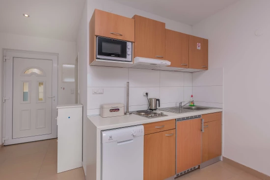 Apartmán Střední Dalmácie - Mali Rat DA 7807 N3