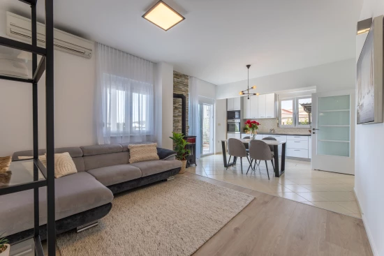 Vila Střední Dalmácie - Plano (Trogir) DA 7828 N1