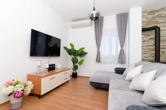 Vila Střední Dalmácie - Plano (Trogir) DA 7828 N1