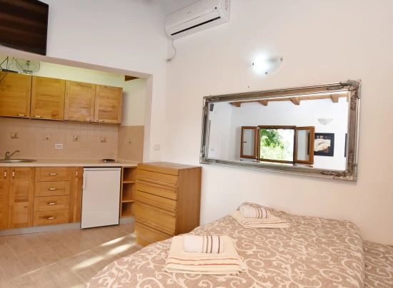 Apartmán Černá Hora - Virpazar CH 7049 N2