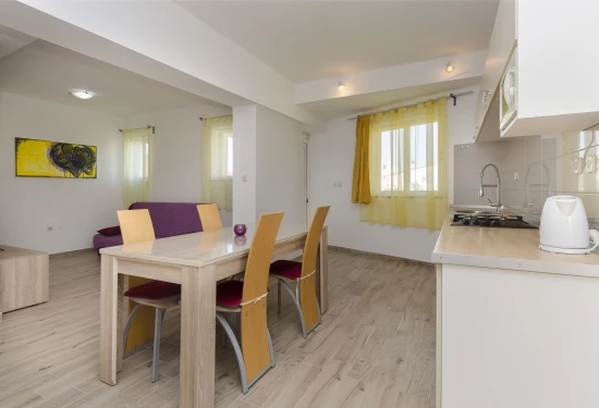 Apartmán Severní Dalmácie - Tribunj (Vodice) DA 7875 N1