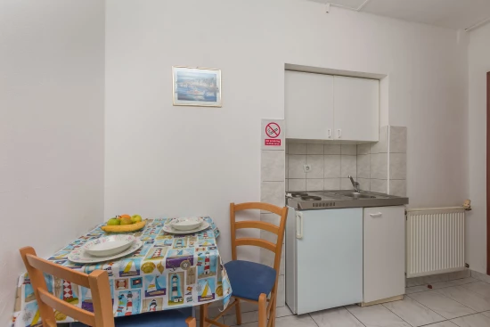 Apartmán Střední Dalmácie - Nemira (Omiš) DA 7876 N2