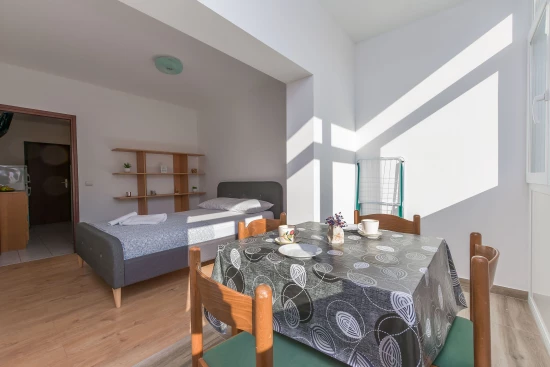 Apartmán Střední Dalmácie - Nemira (Omiš) DA 7876 N3