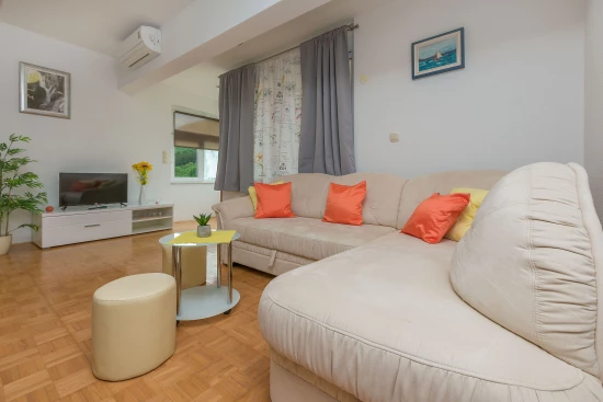 Apartmán Střední Dalmácie - Slime (Omiš) DA 7886 N1