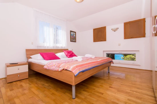 Apartmán Střední Dalmácie - Okrug Gornji DA 7911 N1