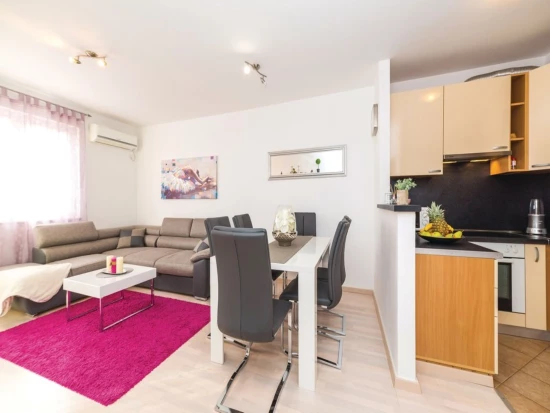 Apartmán Střední Dalmácie - Kaštela DA 7914 N1