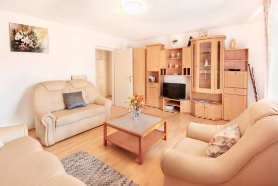 Apartmán Střední Dalmácie - Kaštela DA 7923 N1