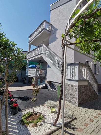 Apartmán Severní Dalmácie - Vodice DA 7929 N1