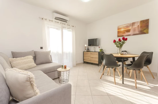 Apartmán Severní Dalmácie - Vodice DA 7929 N1