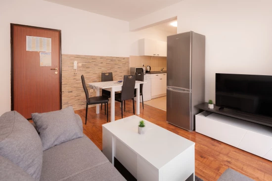 Apartmán Střední Dalmácie - Kaštela DA 7940 N1