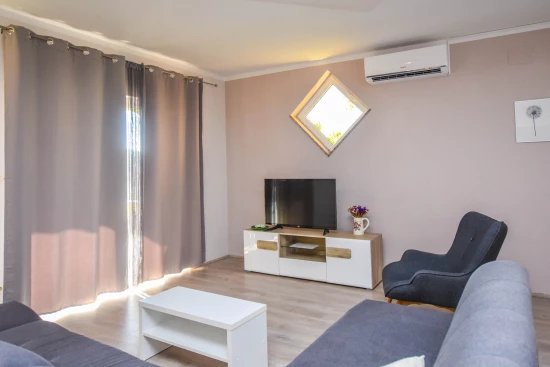 Apartmán Severní Dalmácie - Biograd na Moru DA 7980 N3