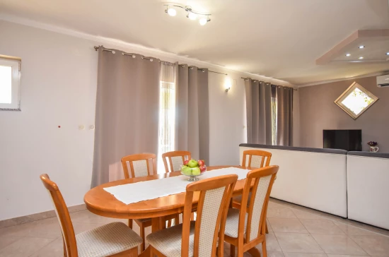 Apartmán Severní Dalmácie - Biograd na Moru DA 7980 N3