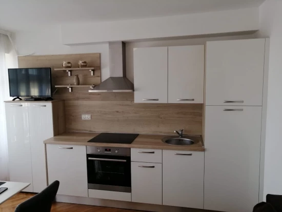 Apartmán Střední Dalmácie - Podstrana DA 7992 N1