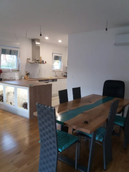 Apartmán Střední Dalmácie - Kaštela DA 7994 N1