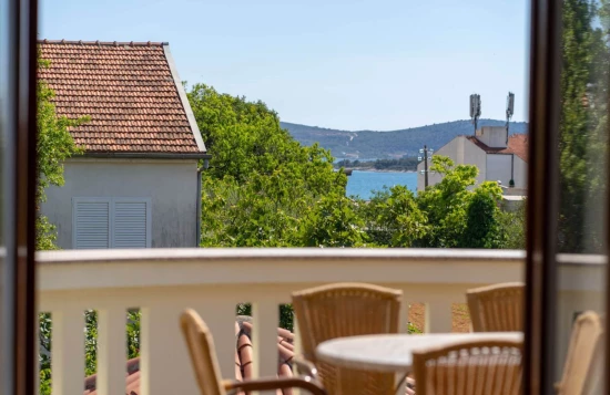 Vila Severní Dalmácie - Sveti Filip i Jakov (Biograd) DA 7997 N1