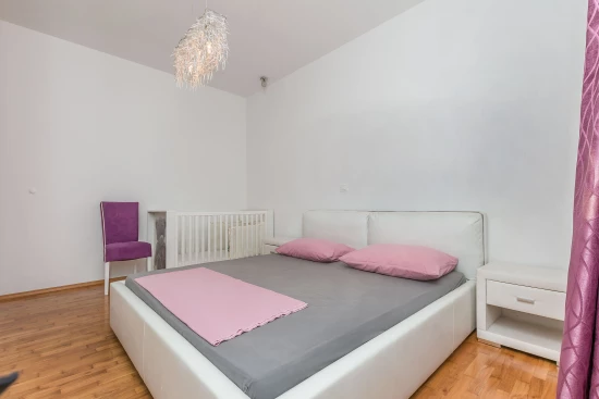 Apartmán Střední Dalmácie - Strožanac (Podstrana) DA 8002 N1