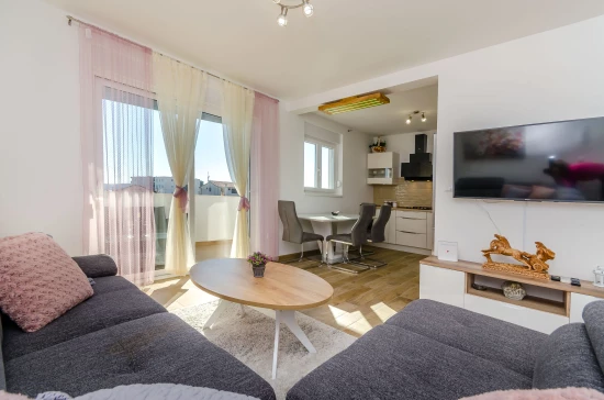 Apartmán Střední Dalmácie - Trogir DA 8011 N1