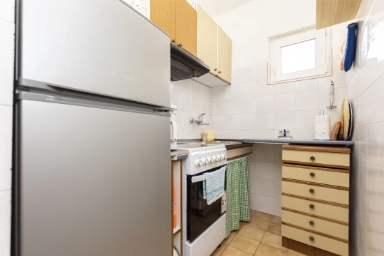 Apartmán Střední Dalmácie - Dugi Rat DA 8019 N1