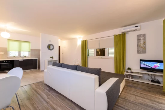 Apartmán Střední Dalmácie - Trogir DA 8029 N1