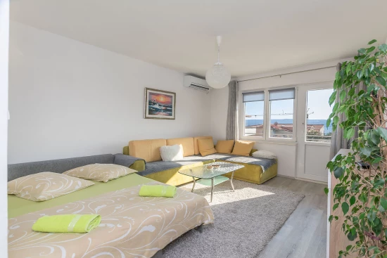 Apartmán Střední Dalmácie - Dugi Rat DA 8053 N1