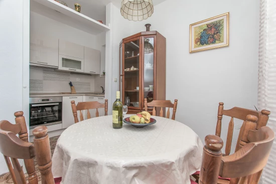 Apartmán Střední Dalmácie - Omiš DA 8054 N1