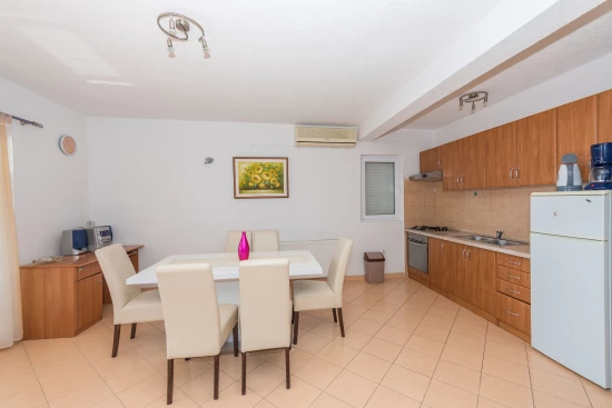 Apartmán Střední Dalmácie - Makarska DA 8059 N2