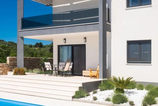 Vila Severní Dalmácie - Vodice DA 8067 N1