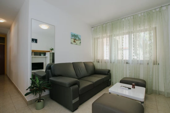 Apartmán Střední Dalmácie - Kaštela DA 8072 N1