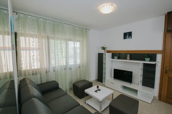 Apartmán Střední Dalmácie - Kaštela DA 8072 N1