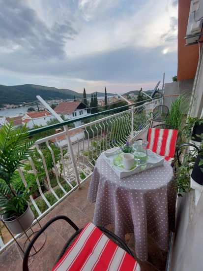 Apartmán Severní Dalmácie - Grebaštica DA 8082 N1