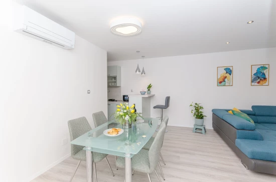 Apartmán Střední Dalmácie - Split DA 8110 N1