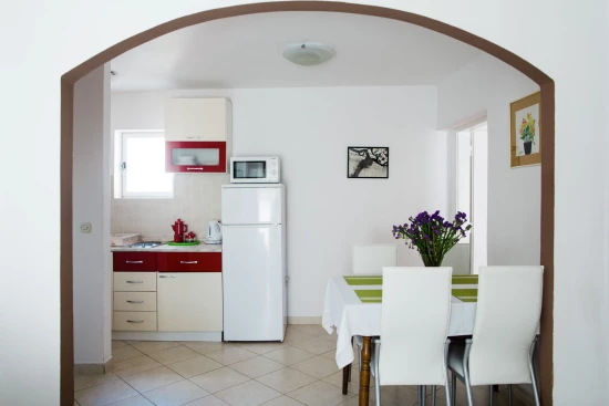 Apartmán Střední Dalmácie - Kaštela DA 8112 N1