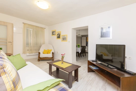 Apartmán Střední Dalmácie - Kaštela DA 8112 N2