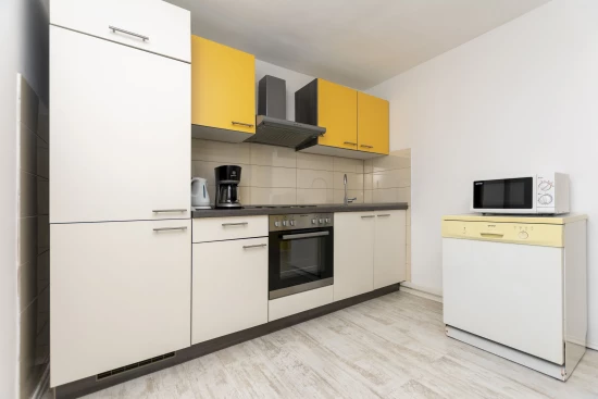 Apartmán Střední Dalmácie - Kaštela DA 8112 N2