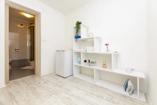 Apartmán Střední Dalmácie - Kaštela DA 8112 N2