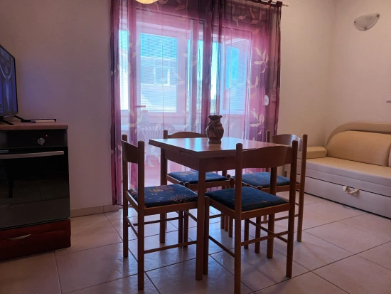 Apartmán Severní Dalmácie - Pakoštane DA 8117 N1