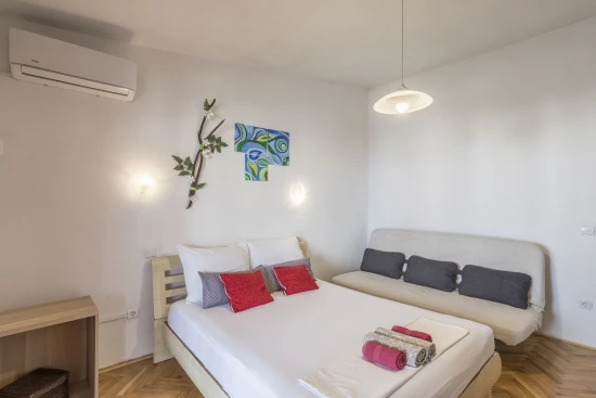 Apartmán Střední Dalmácie - Sumpetar (Omiš) DA 8122 N1