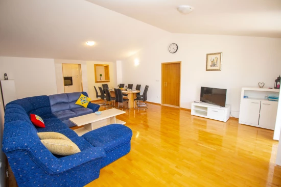 Apartmán Střední Dalmácie - Zvečanje DA 8128 N1